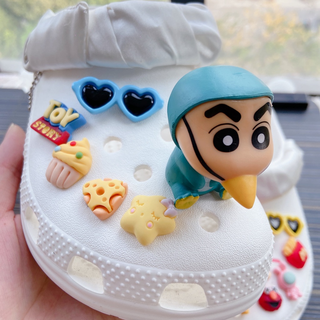 @shinydiy Lovely Crayon Shin-chan Crocs Jibbitz Set Charm Lucu DIY Kompatibel Dengan Crocs Jibbitz | asesoris wanita｜crocs jibbitz