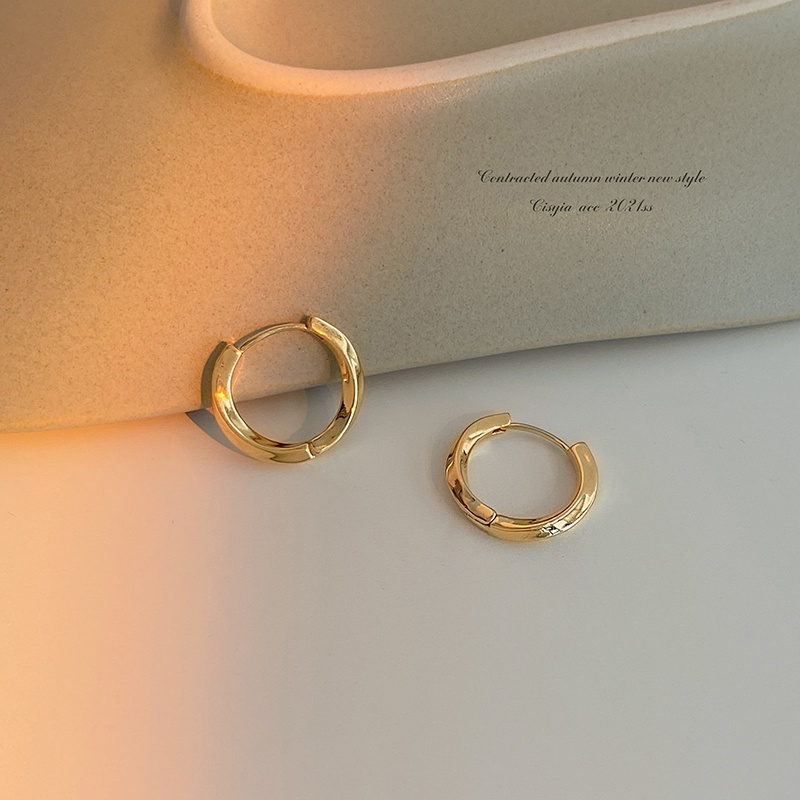 Roselife Glossy Emas Mobius Hoop Earrings Untuk Wanita Gadis Vintage Memutar Lingkaran Bulat Tembaga Earring Geometris Telinga Perhiasan Aksesoris