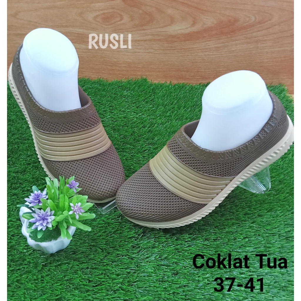 (COD) Sepatu Karet Slip On Santai Wanita Yumeida 22015