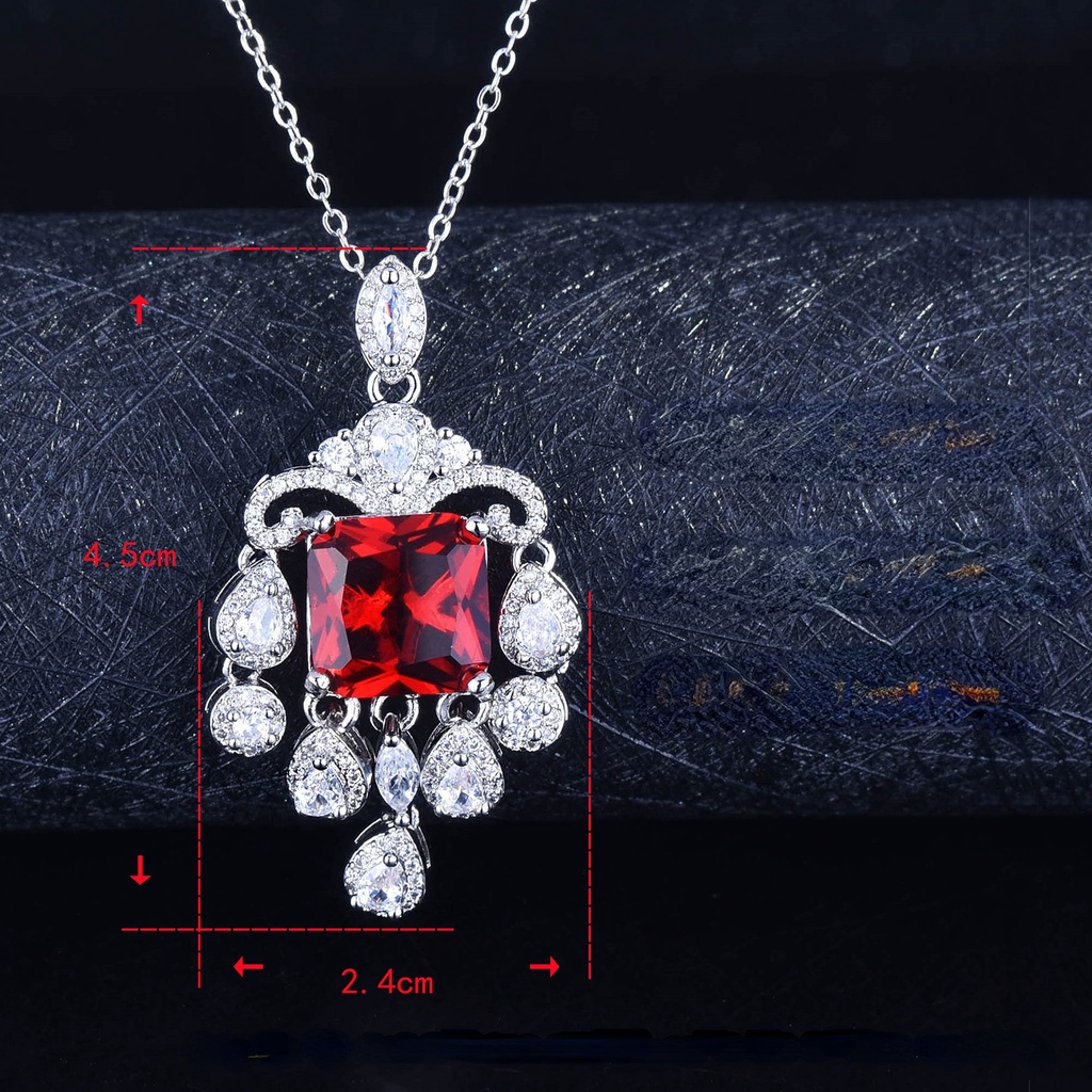 Goldkingdom Fashion Perhiasan Aksesoris Ready Stock Baru Perak Zamrud Kalung Desain Mewah Penuh Berlian Square Drop Pendant