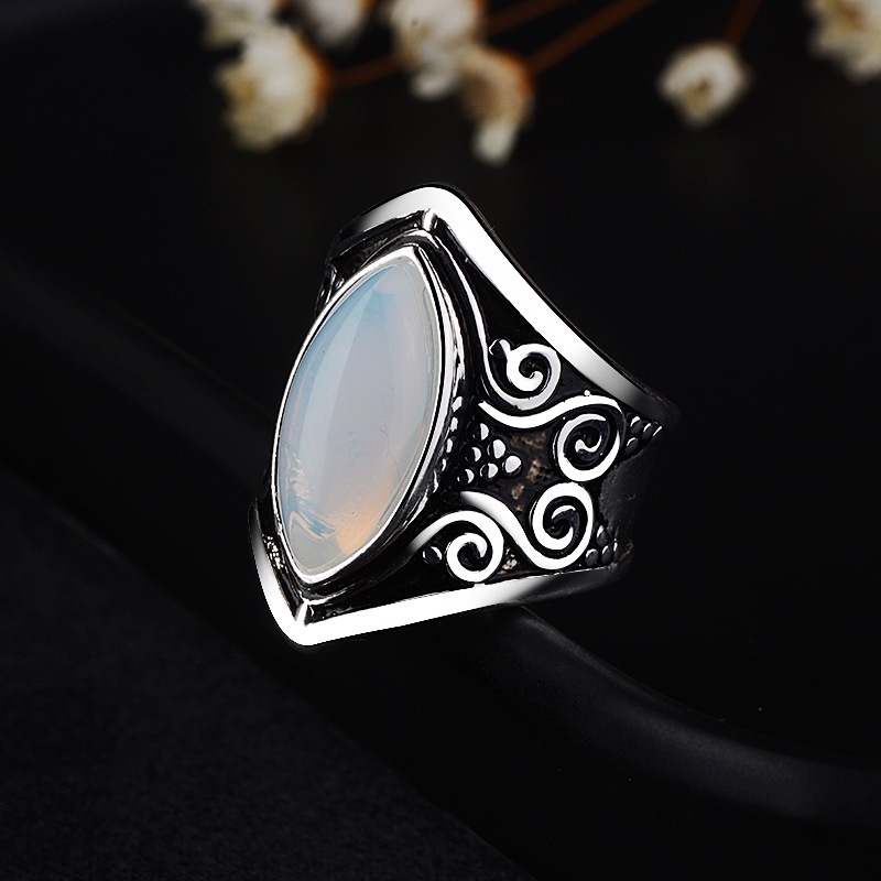 Goldkingdom Fashion Perhiasan Aksesoris Ready Stock Fashion Retro Moonstone Marcasite Cincin Punk Angin Berlebihan Perhiasan Tangan Di Eropa Dan Amerika.