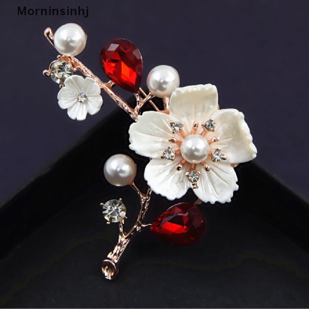 Mornin Bros Bunga Mutiara Untuk Wanita Elegan Fashion Pin Kristal Merah Brooch id