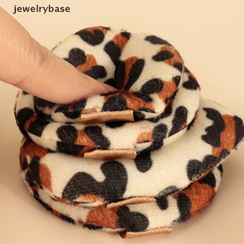 [jewelrybase] 3/6pcs Segitiga Bulat Flocking Powder Puff Flowers Spons Makeup Wajah Mini Lembut Butik