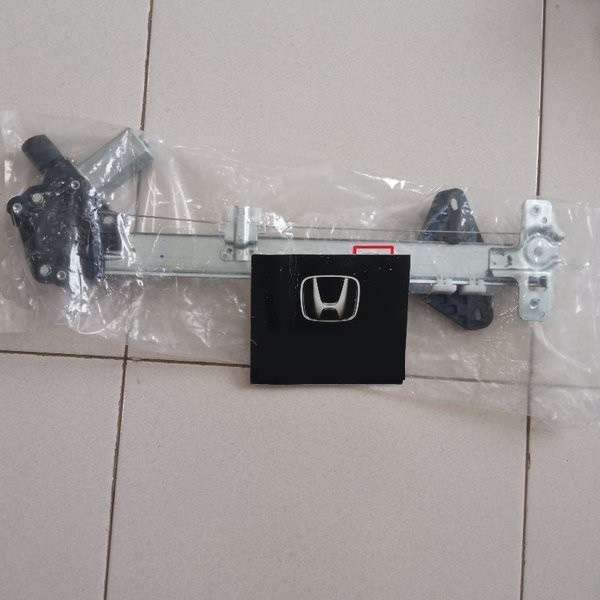 Regulator dinamo power window belakang kiri crv gen3 2007 2008 2009 2010 2011 2012 dinamo regulator 