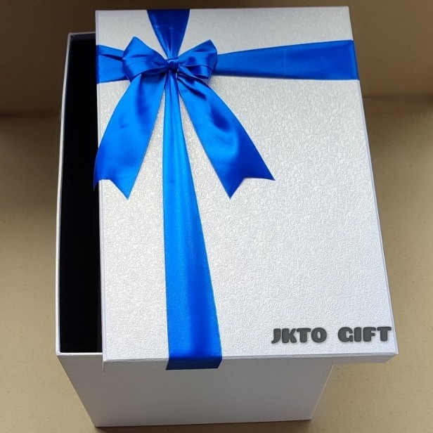 

⭐BISA COD⭐ Kotak Kado/Gift Box Ukuran 39x27x27 cm