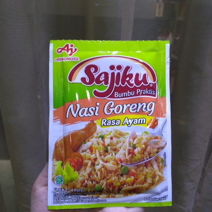 

AJINOMOTO SAJIKU Nasi Goreng rasa Ayam 20gr / Bumbu Instant