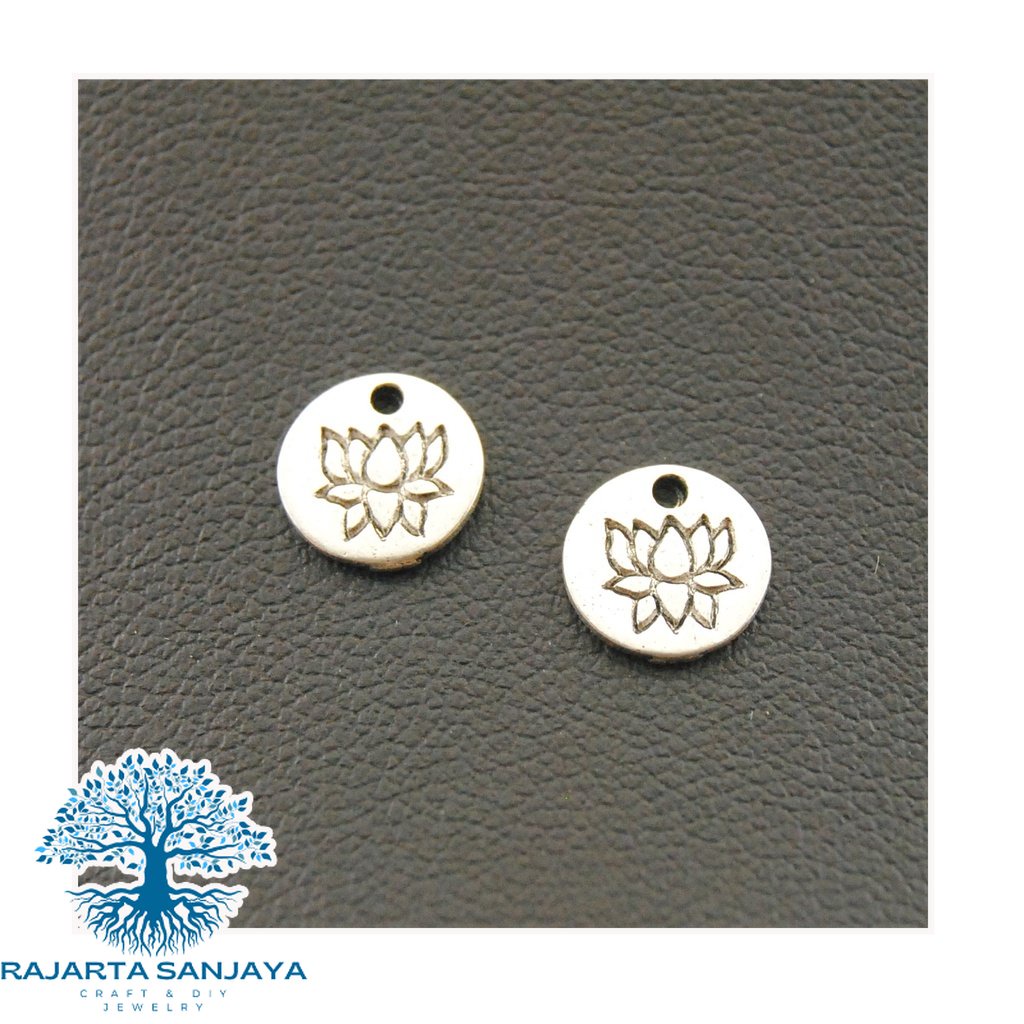 Charms 8X3 mm Lotus Silver