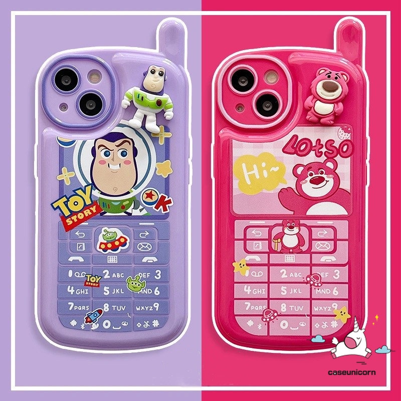 IPHONE Kartun Boneka 3D Kepribadian Retro Telepon Bentuk Case Kompatibel Untuk Iphone11 13 14 12 Pro MAX XR 7 8 Plus X XS MAX SE 2020 Lucu Toy Story Strawberry Bear Manyo Glossy Lembut Tpu Cover