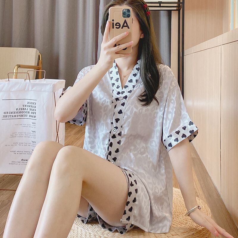 GROSIRTAS TG1671 Setelan Piyama Satin Wanita Lengan Dan Celana Pendek Berkarakter Import