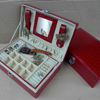 Diskon 50% Kotak Tempat Perhiasan Emas dan Aksesoris Cincin Gelang Kalung Antam Promo Jewelry Box Organizer