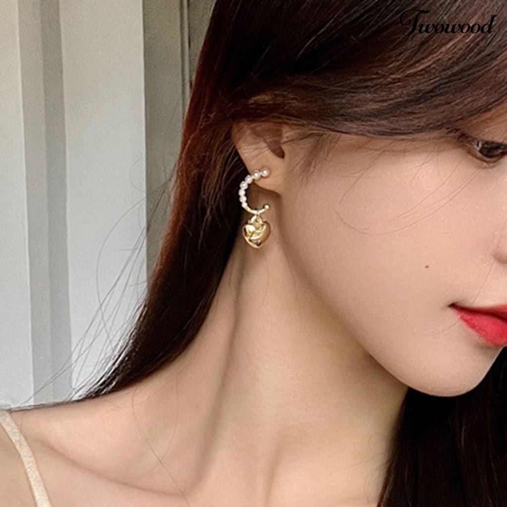 Twowood 1pasang Drop Earrings Temperamen Elegan Mutiara Imitasi Terang Kilau Geometris Hias Hadiah Wanita Romantis Hati Liontin Stud Earrings Perhiasan Untuk Pakaian Sehari-Hari