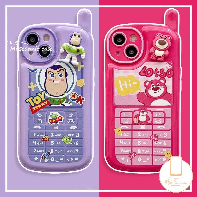 Kepribadian Retro Bentuk Telepon Kartun Toy Story Case Kompatibel Untuk iPhone 7Plus XR 11 13 14 12 Pro MAX 7 8 Plus X XS MAX SE 2020 3D Imut Strawberry Bear Manyo Lembut Tpu Cover