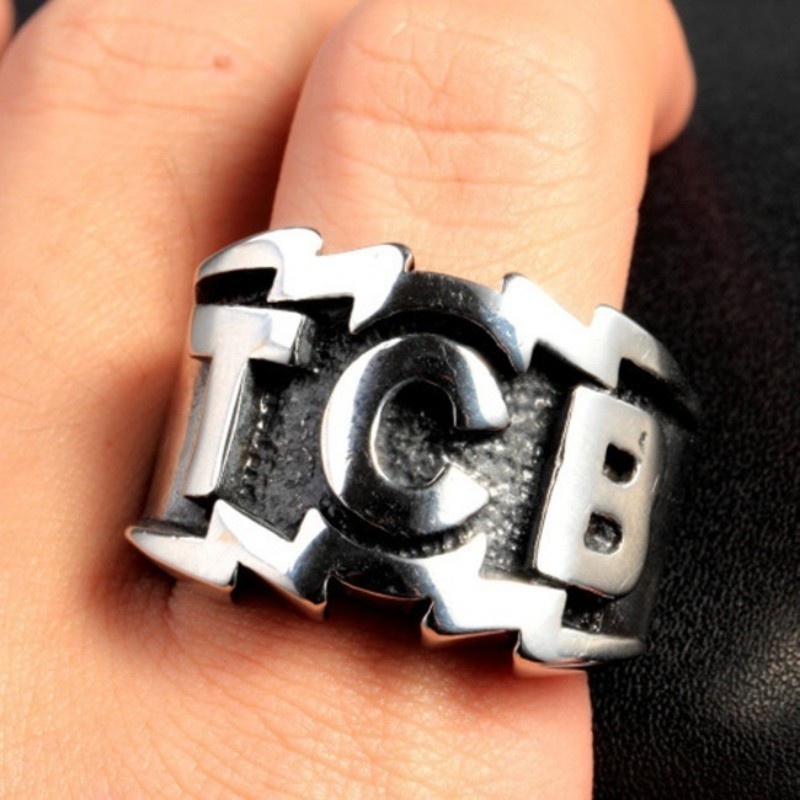 [X C Perhiasan] Tren Fashion Baja Titanium Huruf Inggris TCB Vintage Hip Hop Perhiasan Cincin Pria Trendi