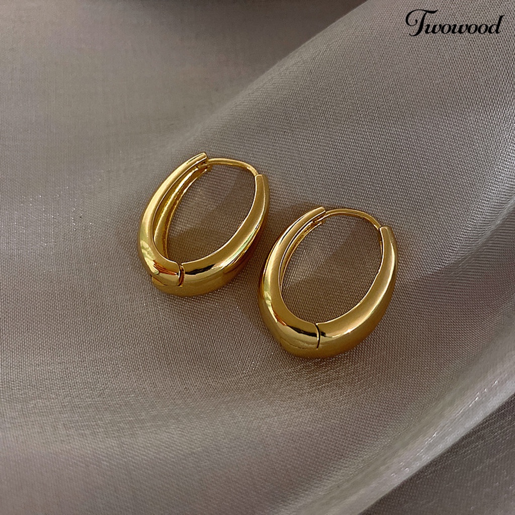 Twowood 1pasang Anting Hoop Temperamen Besar Geometris Hadiah Emas Gaya Retro Wanita Oval Anting Perhiasan Fashion