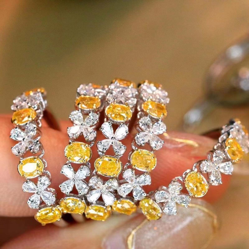 Cincin Berlian Kuning Simulasi Mewah Tembaga Zirkon Empat Daun Clover Zircon Baris Tipis Ring Tail Ring Untuk Wanita