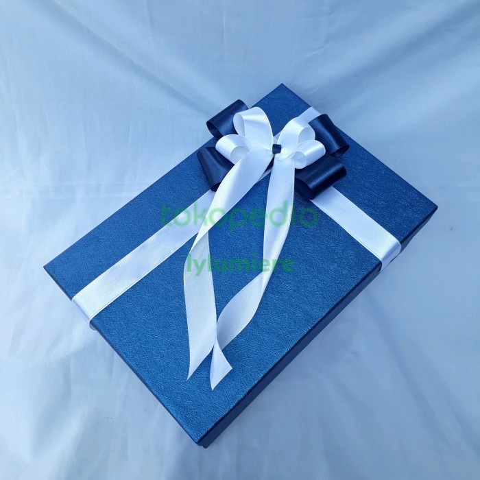 

⭐BISA COD⭐ gift box kotak kado hampers parcel 20x30x5