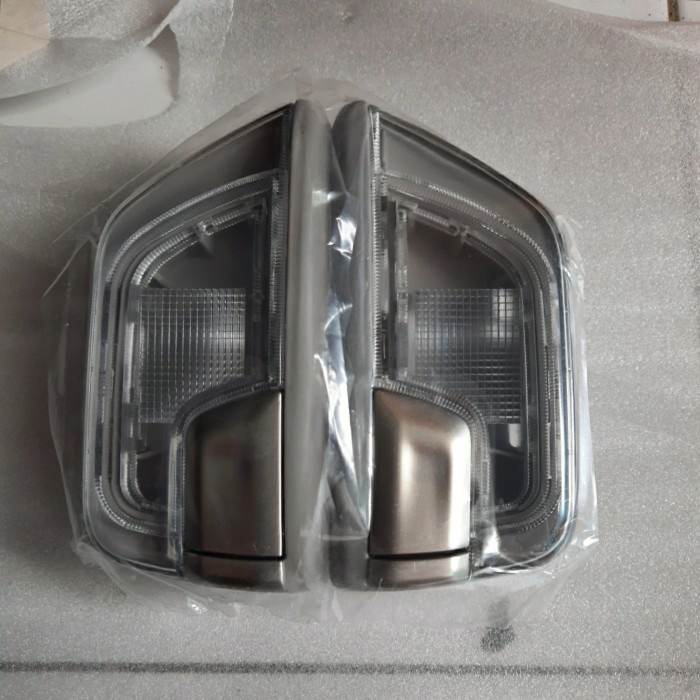 lampu plafon tengah innova reborn venturer original