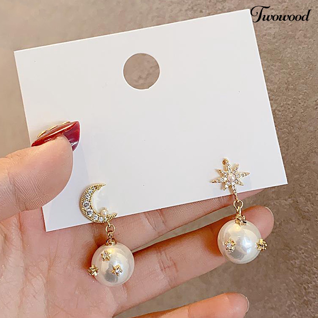 Twowood 1pasang Anting Menjuntai Shiny Asymmetric Ear Decoration Gaya Korea Anting Temperamen Mutiara Imitasi Bintang Dan Bulan Untuk Pacaran