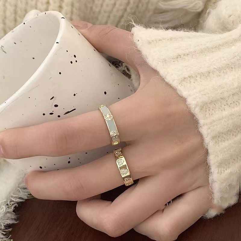 Cincin Terbuka Berlian Imitasi Hati Bulat Bahan Alloy Fashion Untuk Wanita