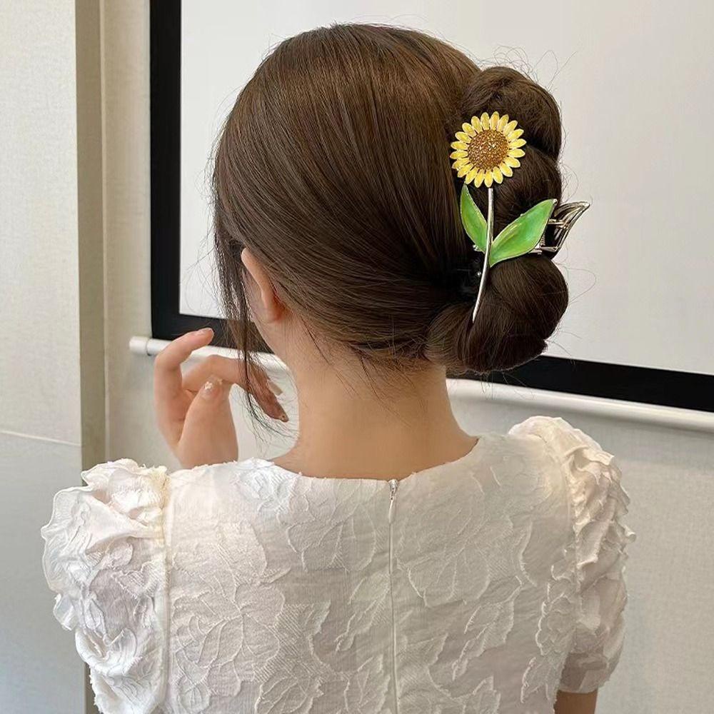 Needway Sunflower Hair Claw Hadiah Untuk Gadis Ins Gaya Hiasan Kepala Rambut Kepiting Klip Zirkon Jepit Rambut Ponytail Holder Besar Hairgrips Fashion Hiasan Kepala Korea Hair Clips