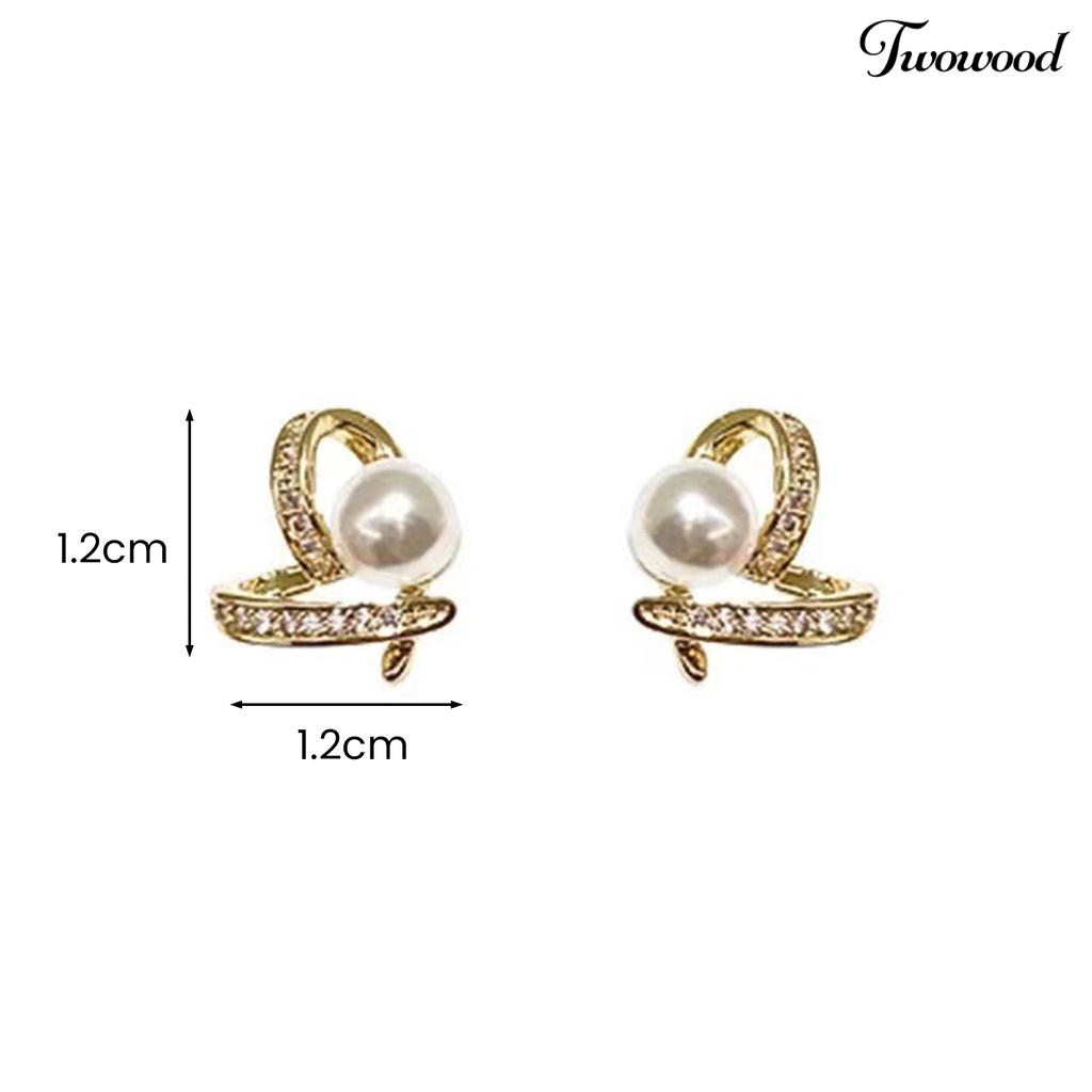 Twowood 1pasang Ear Studs Elegan Berbentuk Hati Berlian Imitasi Mengkilap Hias Berkilau Berdandan Hadiah Wanita Mutiara Imitasi Stud Earrings Perhiasan Aksesori Fashion