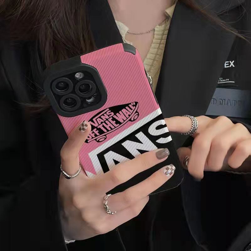 【Lamb Skin】Cool Black and Pink Vans Soft Case for IPhone 6S 7 Plus 8 Plus X XS XR XS Max 11 13 12 14 PRO Max 14 Plus 12 13 Mini Camera Protect Fashion Baolongwish Casing