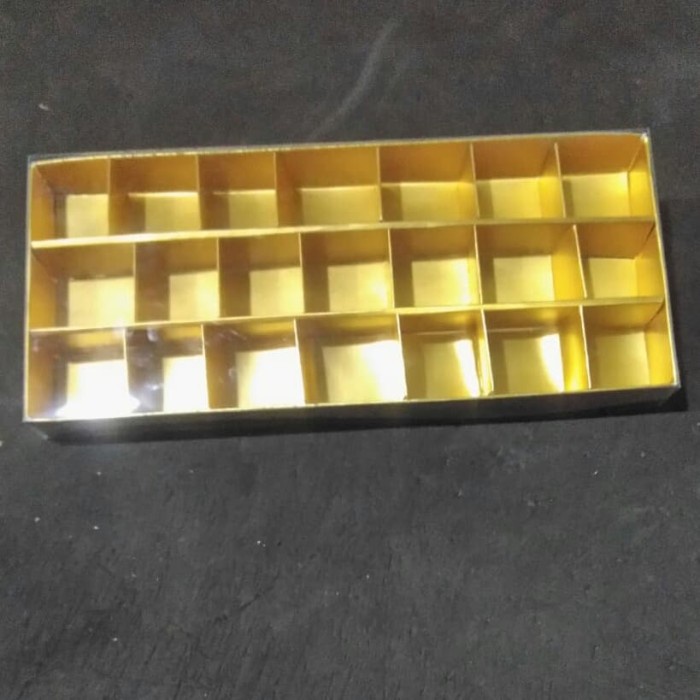 

⭐BISA COD⭐ box kotak coklat sekat 66 / box 6 x 11 / kotak saja