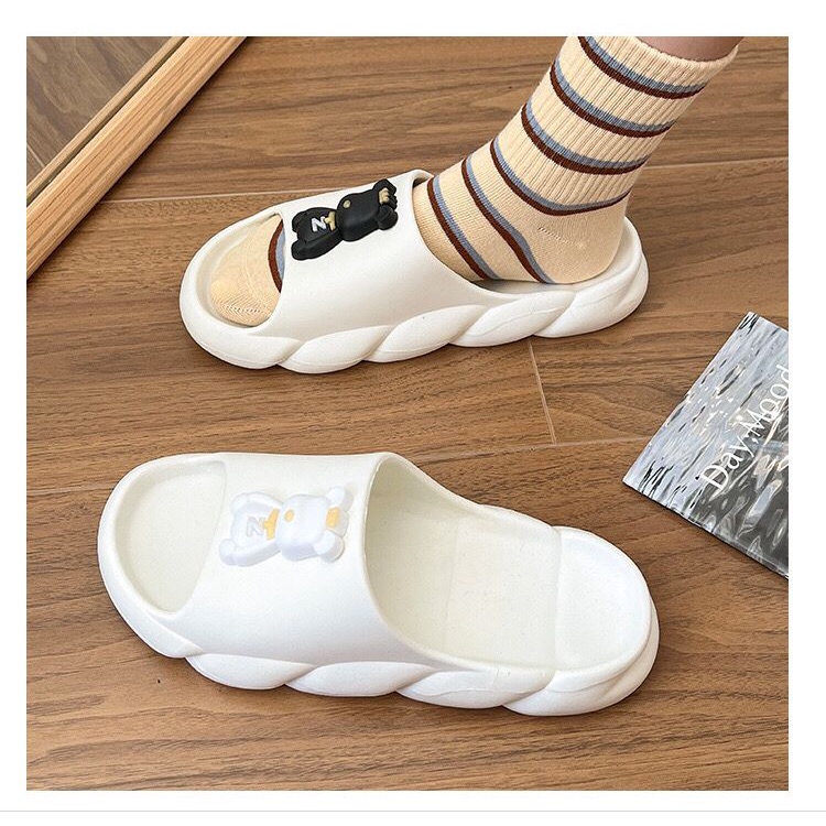 SHOEGALLERY TG1642 Sandal Flat Karet Soft Empuk Motif Bear Import Sandal Selop Wanita Fashion Korea