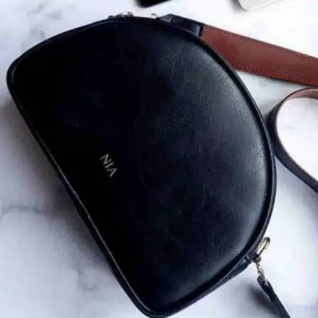 

BEEHAVE TAS WANITA BINY BAG INISIAL / -SLINGBAG TAS SELEMPANG