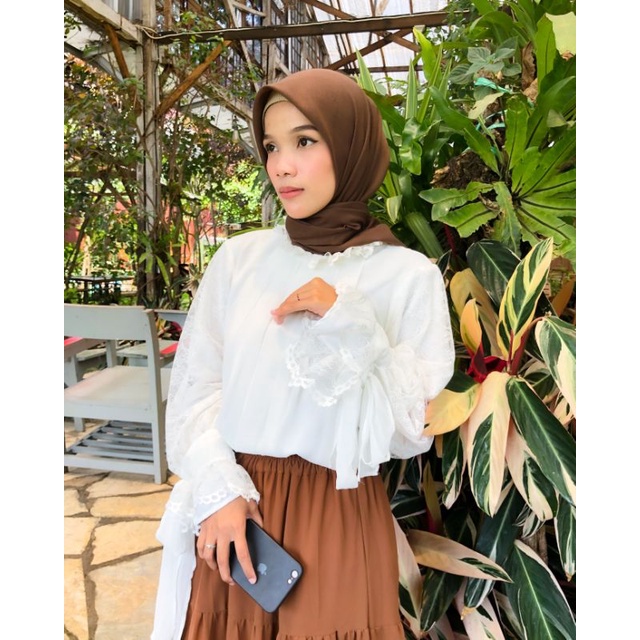 LOLY SET BYGIAGIO / Setelan / Daily Outfit / Top / Skirt / Atasan / Rok  setelan bahan baby doll full furing nyaman bahan lace vintage lembut setelan kerja setelan kuliah baju hangout cantik nyaman rok panjang tidak terawang baju prom promnite dress