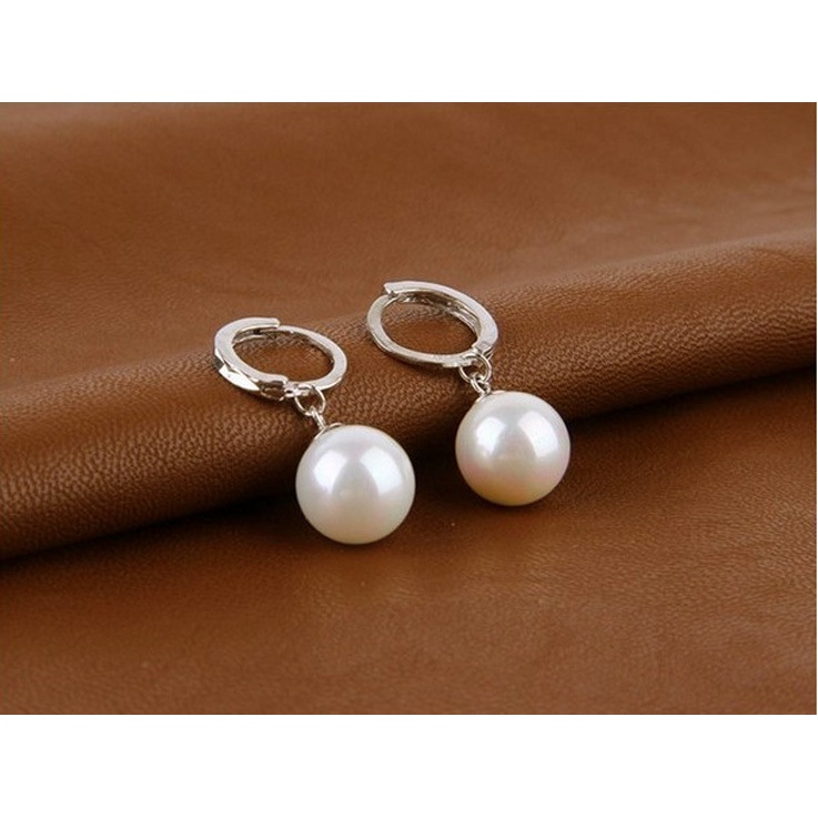 Goldkingdom Aksesoris Perhiasan Fashion Ready Stock Plating Imitasi Tremella Gesper Anting Perempuan Kaca Mutiara Mobil Bunga Anting Ear Ring Pabrik Grosir Generasi.