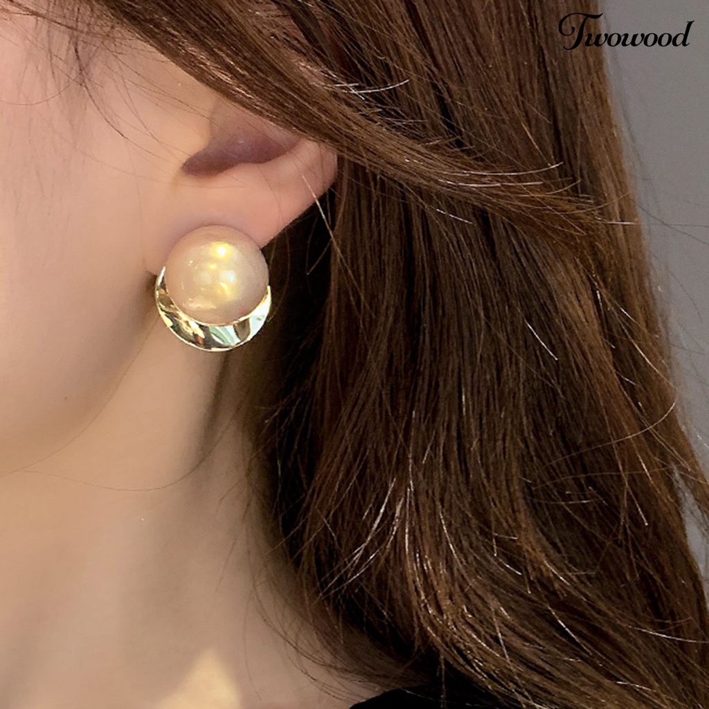 Twowood 1pasang Ear Studs Pengerjaan Halus Tidak Sakit Memakai Mudah Dipakai Tahan Aus Eye-catching Dress Up Nikel Gratis Anting Mutiara Imitasi Minimalis Perhiasan Aksesori