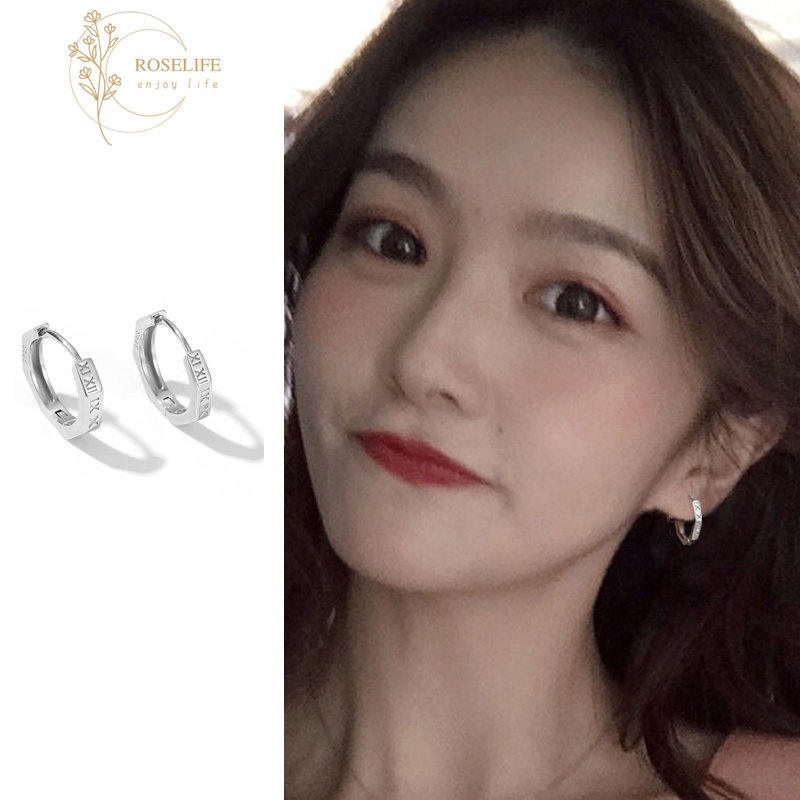 Roselife 2pcs Unisex Streetwear S925 Silver Angka Romawi Anting Hoop Untuk Wanita Pria Bergaya Geometris Lingkaran 12mm Anting Bulat Gaya Punk Perhiasan Telinga Unisex 1pasang