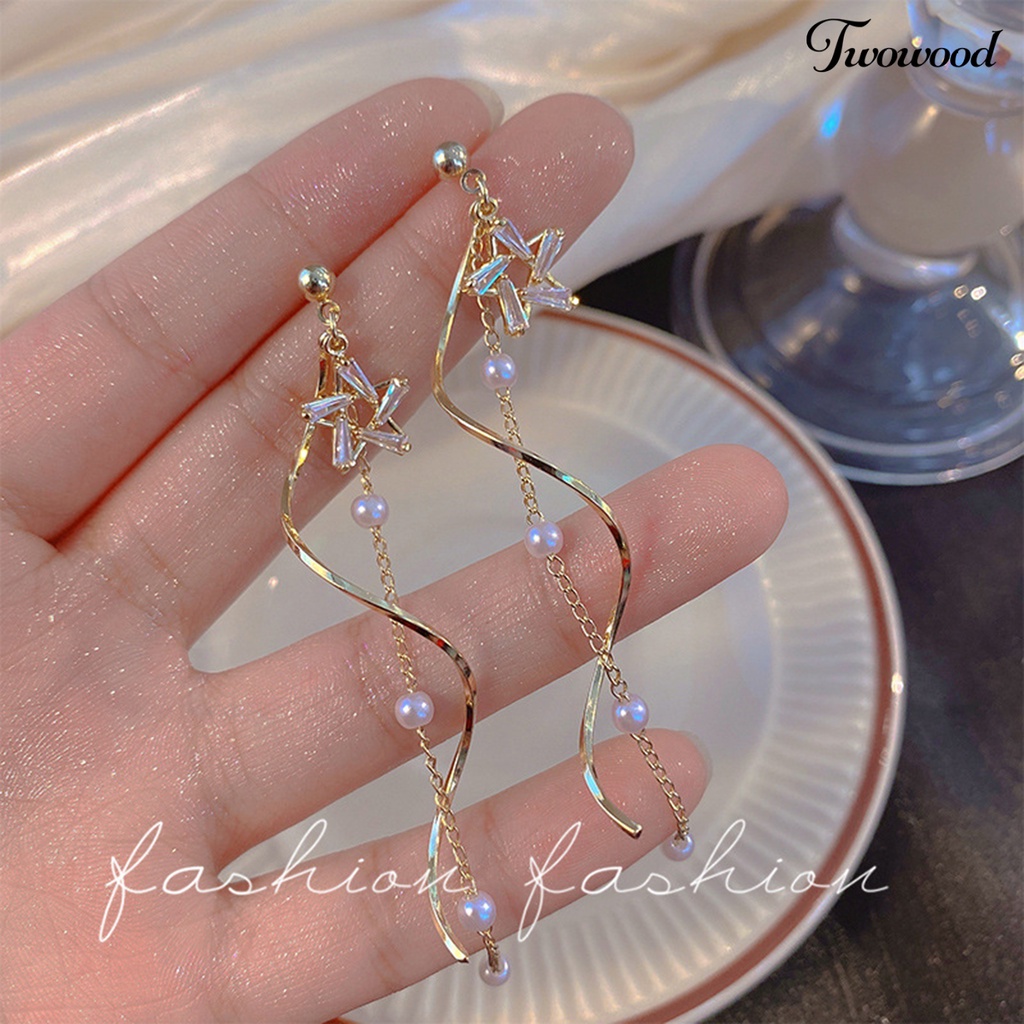 Twowood 1pasang Women Drop Earrings Shiny Star Mutiara Imitasi Panjang Rumbai Liontin Gaun Elegan Paduan Perhiasan Pesta Pernikahan Women Earrings Jewelry Hadiah Pakaian Pesta