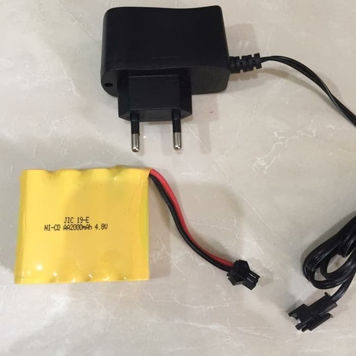 ADAPTOR CHARGER BATERAI RC SOCKET HITAM Bonus BATERE 4,8V 2000 maH murah