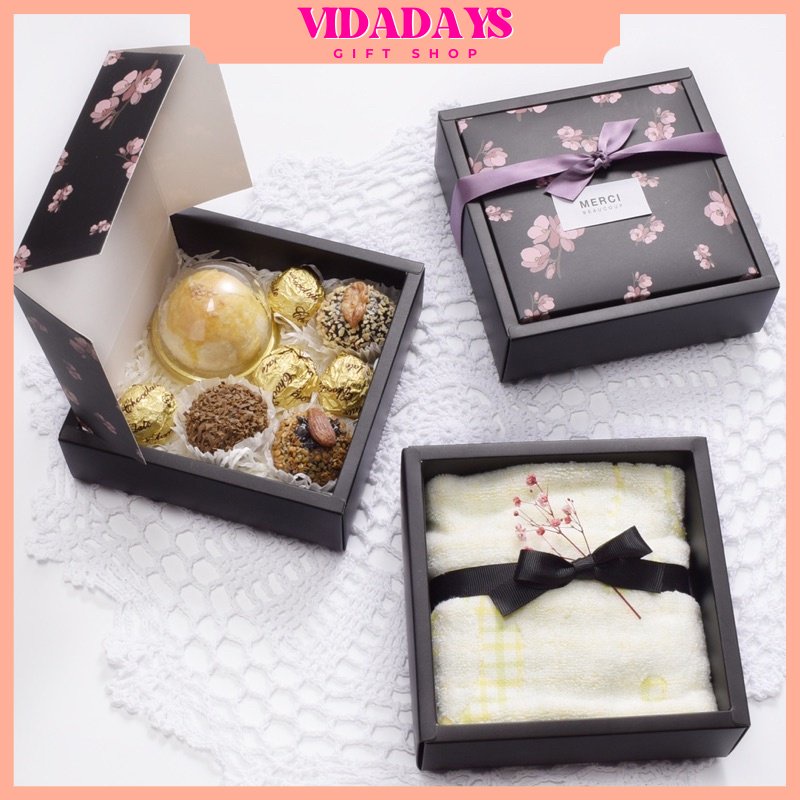 

VIDADAYS Kotak Kado Navy Elegant / Hadiah Kotak Hampers