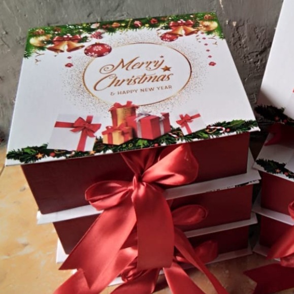 

⭐BISA COD⭐ Hardbox Christmas 23x23x9 cm