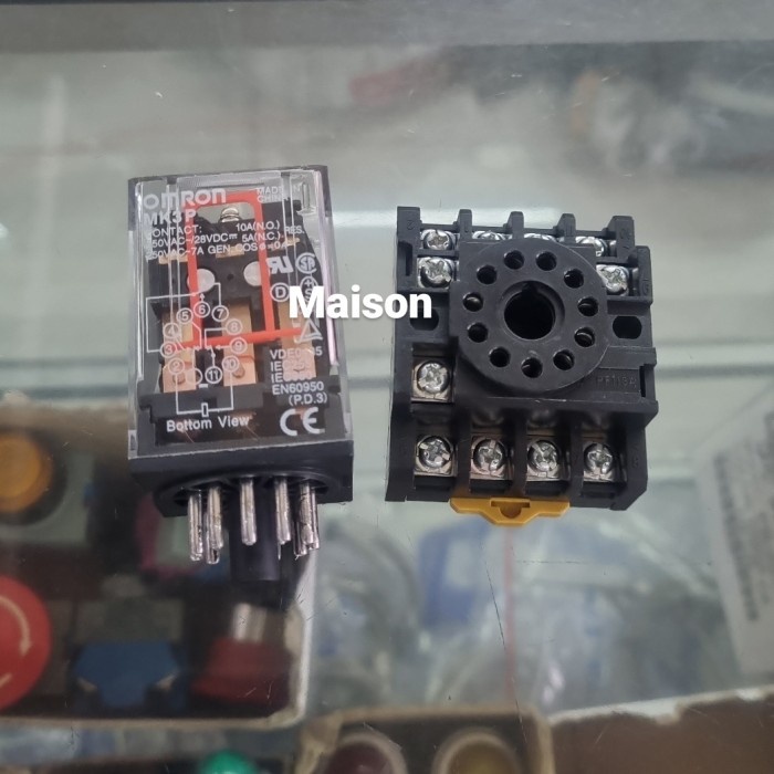 Relay OMRON MK3P 220VAC plus socket - relay saja