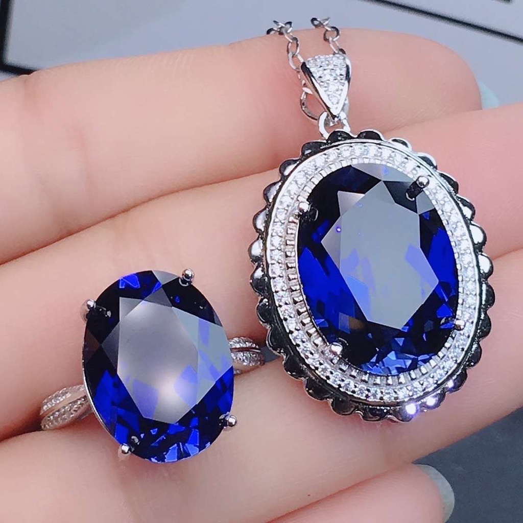 Goldkingdom Fashion Perhiasan Aksesoris Ready Stock Pabrik Langsung Bertatahkan Oval Safir Cincin Eropa Dan Amerika Mewah Micro-Hias Imitasi Kalung Liontin Perempuan.