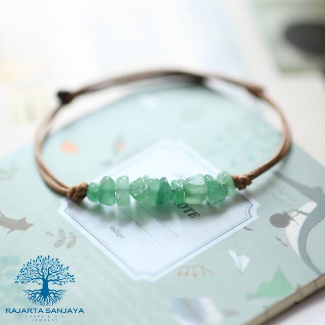 Gelang Minimalis Simple Elegan Batu Kerikil Kristal Ametyst Aventurine Fluorite Jade Tiger Eye