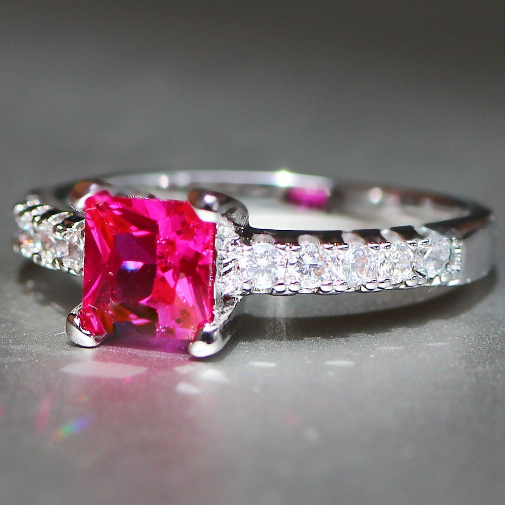 Goldkingdom Aksesoris Perhiasan Fashion Ready Stock Cincin Putri Berlian Persegi Cakar Empat Perempuan Kawin Sederhana Cincin Berlian Wanita Jepang Dan Korea