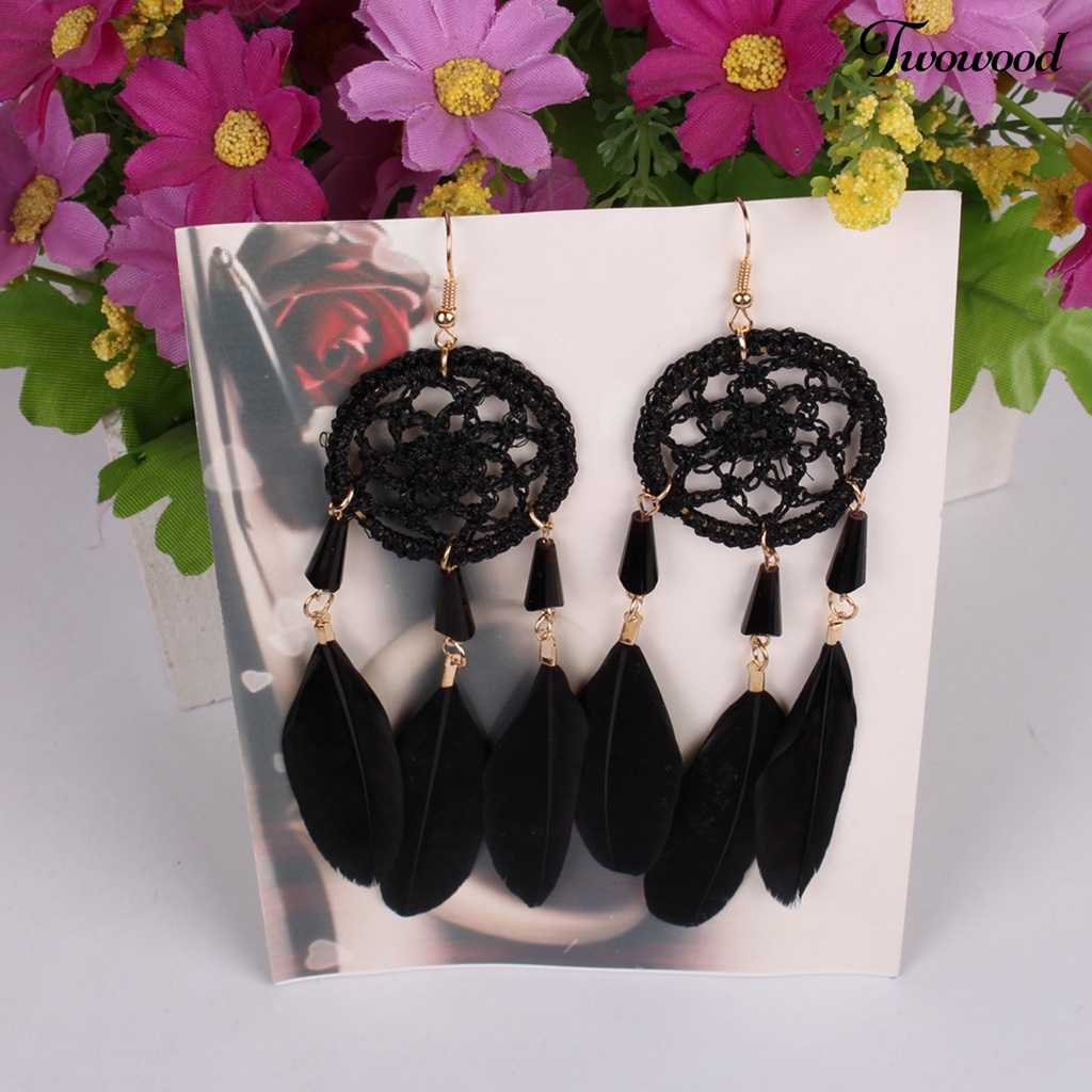 Twowood 1pasang Anting Kait Gaya Etnik Geometris Handmade Liontin Temperamen Dekorasi Aksesori Dreamcatcher Vintage Boho Artificial Bulu Rumbai Anting