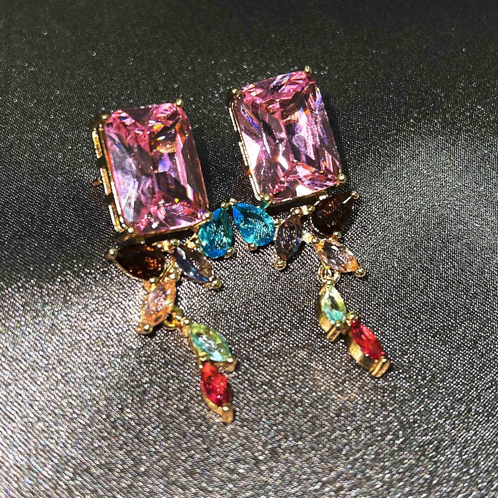 Goldkingdom Fashion Perhiasan Aksesoris Ready Stock Niche Desain Geometris Tidak Teratur Anting Wanita Jahitan Warna Square Horse Eye Drill Earrings Mulia Kristal Permata Stud