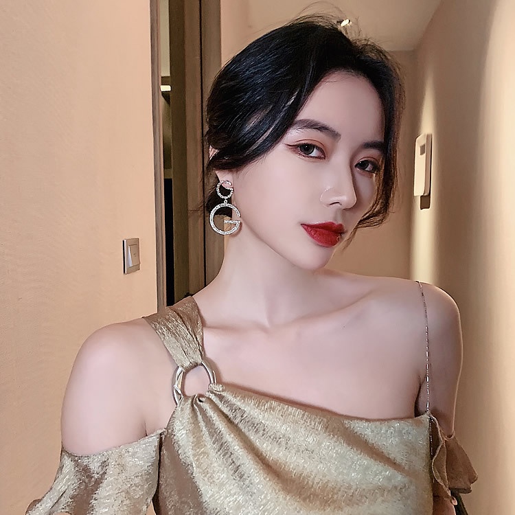 S925 Jarum Perak Korea Full Berlian Besar G Berlebihan Desain Unik Merasa Influencer Trendi Gaya Yang Sama Perempuan Anting Anting Perempuan