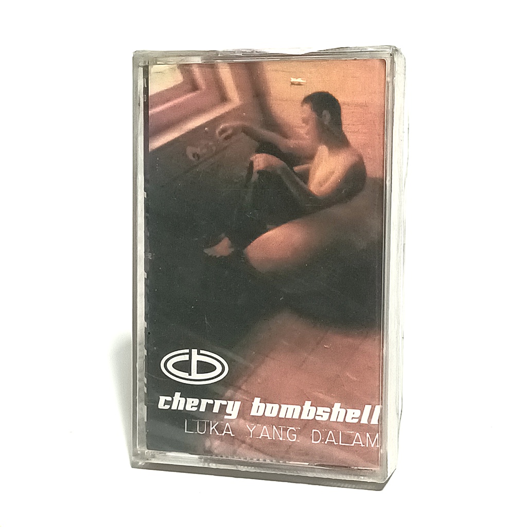 kaset tape Cherry Bombshell Luka Yang Dalam new sealed