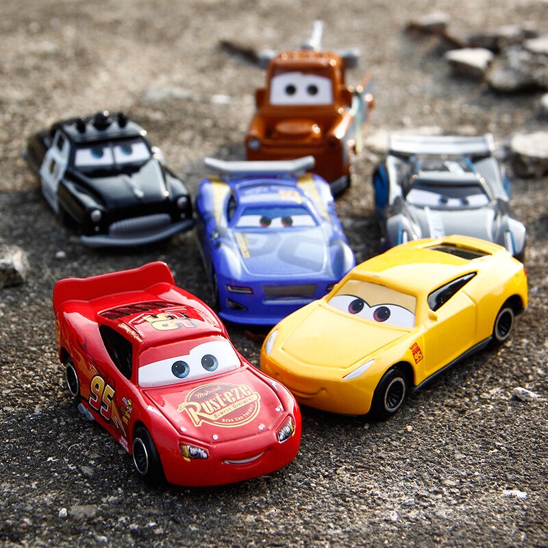 Pixar Cars2 3 Petir McQueen Mater Jackson Storm Ramirez Diecast Kendaraan Cars Mainan Anak 6PCS/Set