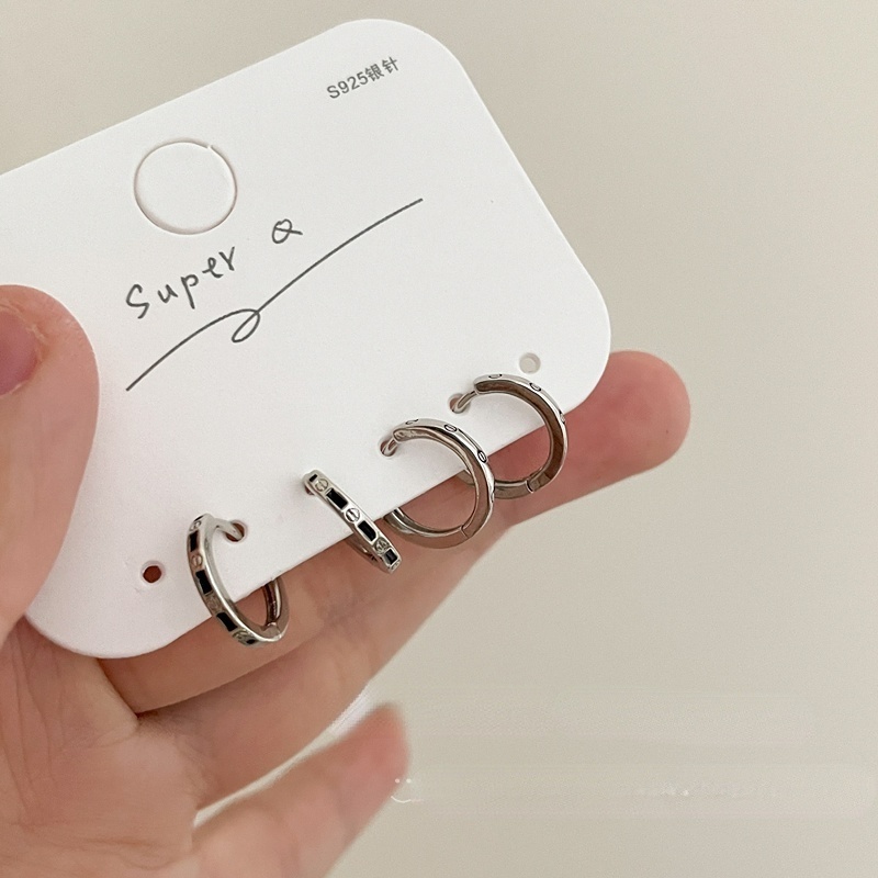 Unisex Anting Keren Anting Hoop Polos Desain Niche Lingkaran Aksesori Wanita