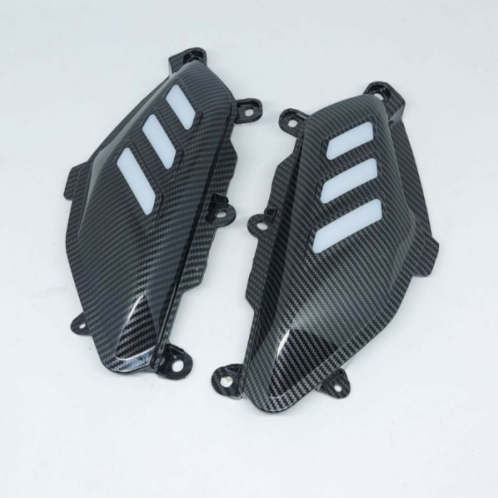 Cover Body Samping Nmax Carbon / Cover Footstep Nmax Carbon