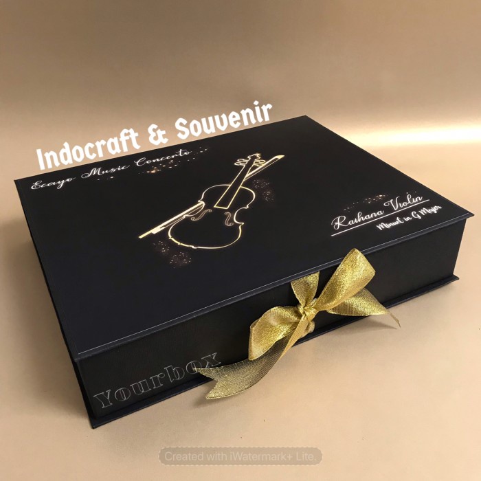 

⭐BISA COD⭐ Custom box model pita/ kotak kado/ kotak hadiah