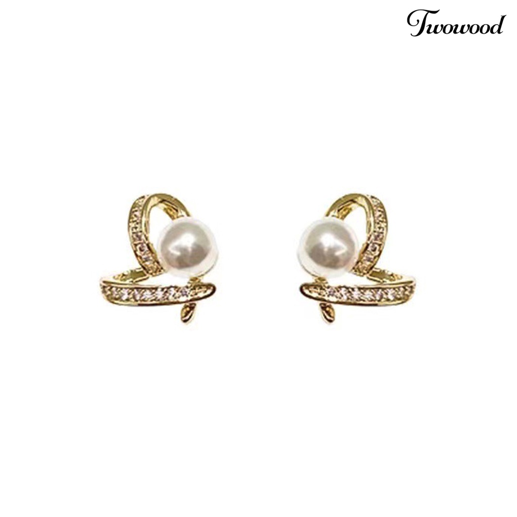 Twowood 1pasang Ear Studs Elegan Berbentuk Hati Berlian Imitasi Mengkilap Hias Berkilau Berdandan Hadiah Wanita Mutiara Imitasi Stud Earrings Perhiasan Aksesori Fashion